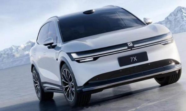 為什么身邊的人都在選擇智能電動車？周末來這里解鎖智能出行黑科技-有駕