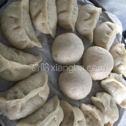 牛肉芹菜大蒸饺的做法[图]