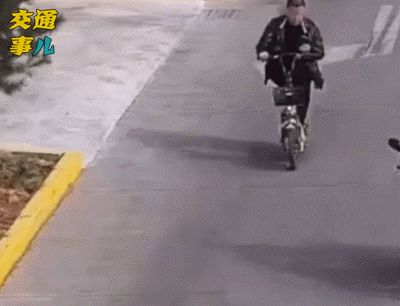 94991651276125585