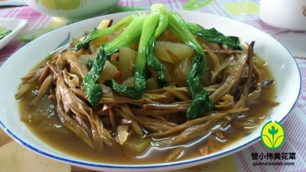 黃花菜炒冬瓜