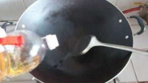 黃花菜炒冬瓜的做法步驟 第4步