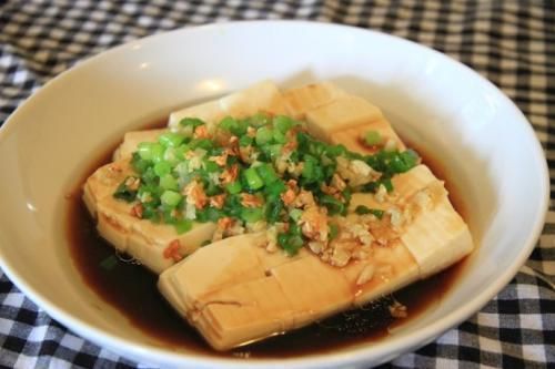 美食推薦：果醋黃花菜，家蒸豆腐，豆角燒茄子的做法