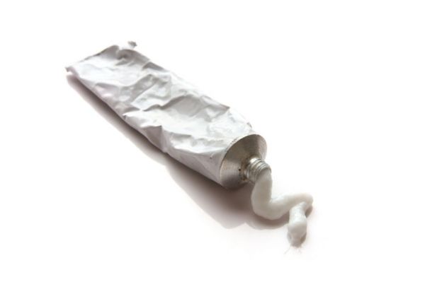 佰林通鼻炎膏可靠嗎 佰林通鼻炎膏效果怎么樣 佰林通鼻炎膏效果如何