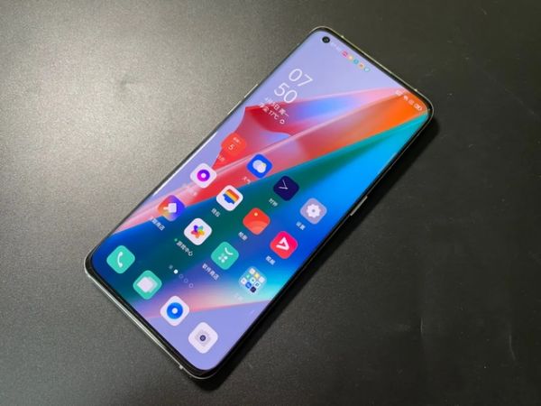 2022年oppofindx3現(xiàn)在還值得買嗎？性價比怎么樣