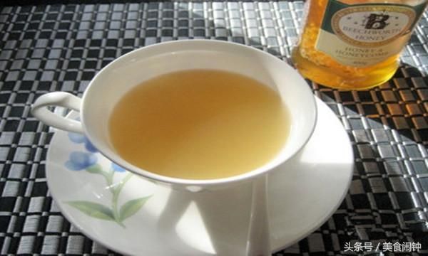 想要健康長(zhǎng)壽，就多喝黃芪黨參蜂蜜薏米茶，強(qiáng)身健體，不用去醫(yī)院