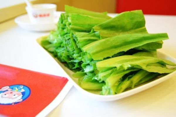 吃火鍋時(shí)“不能錯(cuò)過(guò)”的4種蔬菜,甚至比肉還美味,你點(diǎn)過(guò)嗎?