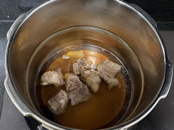 純奶手撕吐司的做法 步驟1