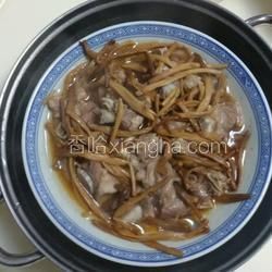 黃花菜蒸排骨的做法[圖]