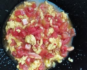 番茄雞蛋蓋澆飯的做法 步驟3