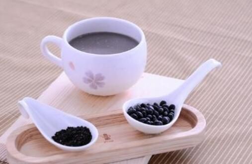喝黑豆?jié){的好處和壞處 黑豆豆?jié){能天天喝嗎
