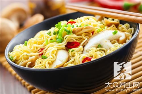 方便面怎么吃才健康