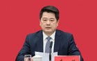 前任官宣被查1天后，桂林新書記到崗