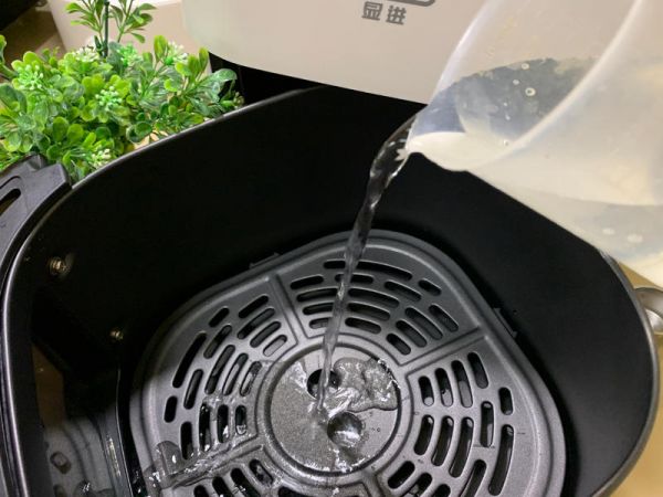 純奶手撕吐司的做法 步驟1
