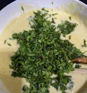 以香椿煎土雞蛋——健康美味雙豐收（家常美食）