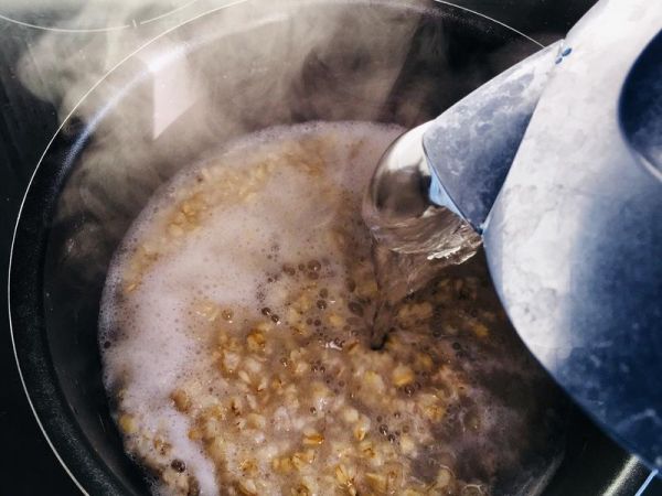 純奶手撕吐司的做法 步驟1