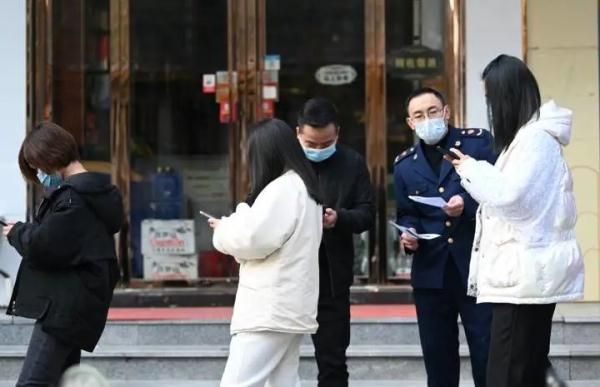 浙江：健康碼變色了怎么辦？日常健康監(jiān)測(cè)人員能外出嗎？解答來了