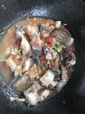 西紅柿燜魚(yú)的做法步驟 第5步