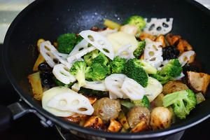 健康少油版麻辣香鍋的做法 步驟7