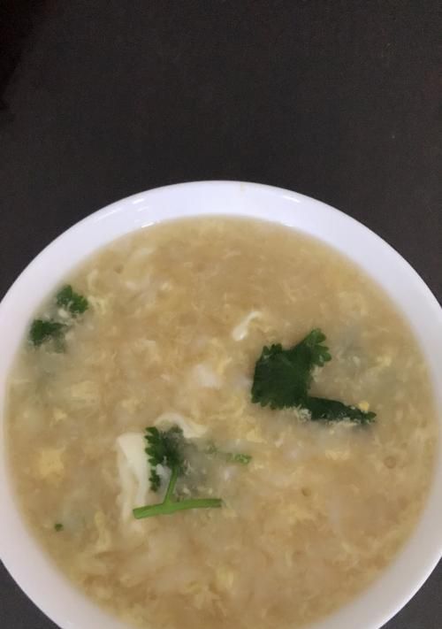 營(yíng)養(yǎng)美味，以西紅柿蛋粥助你健康（15個(gè)步驟教你輕松制作營(yíng)養(yǎng)美味的以西紅柿蛋粥）