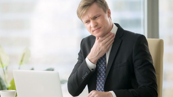 当嗓子里有痰时怎样可以快速止咳化痰