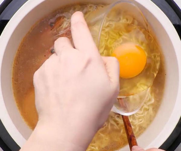 純奶手撕吐司的做法 步驟1