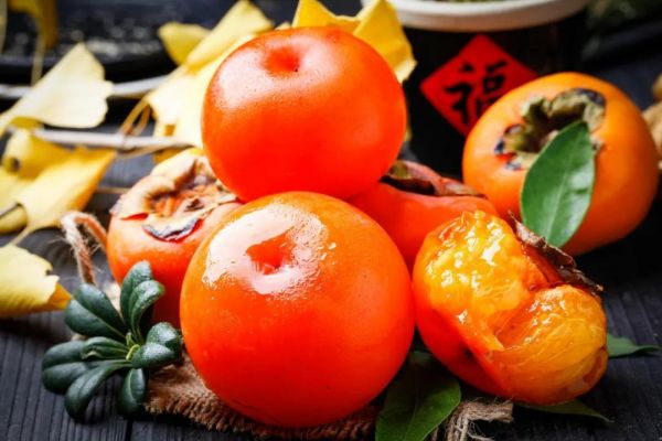 “一個柿子十副藥”，又見柿子成熟時，怎么吃才健康