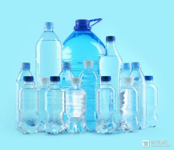 桶裝水、礦泉水、燒開的自來水，長期喝哪種水的人更健康？