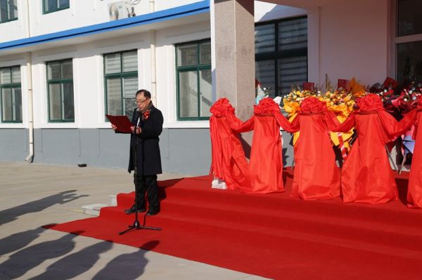 广州春雪董事长王克祝在开业仪式上致辞（图片来源：春雪食品）