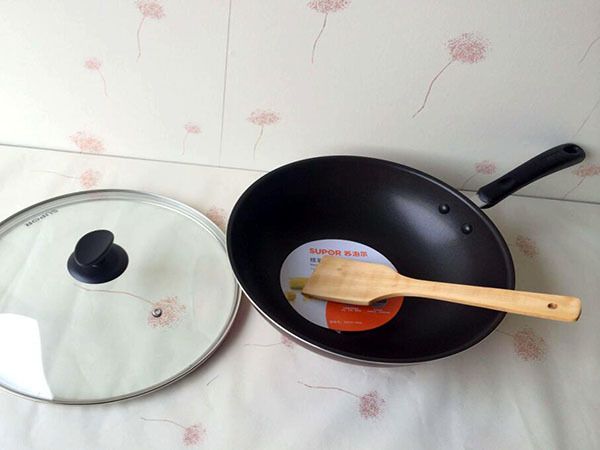 苏泊尔炒锅*次使用的正确*