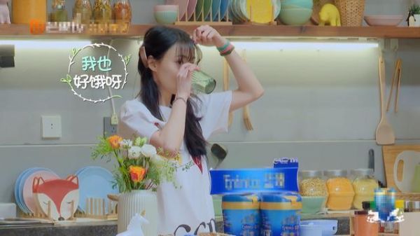 鄭爽為什么這么瘦像個皮包骨紙片人 鄭爽暴瘦減肥方法是什么