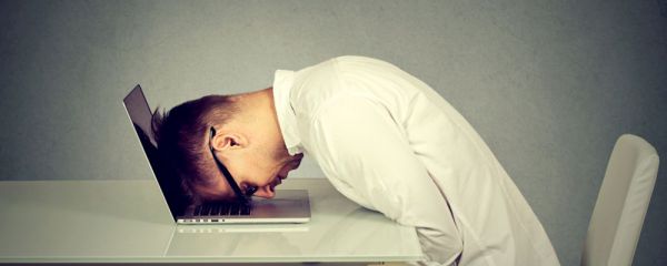 男子1天吃10頓暴瘦110斤