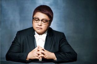韓紅暴瘦后現(xiàn)身，她是如何減肥成功的？