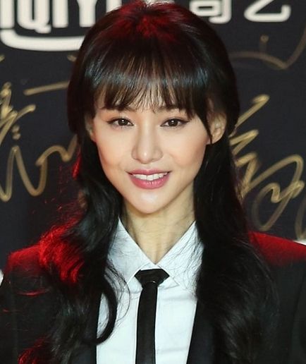 娛樂圈因患厭食癥瘦成紙片人的7大明星