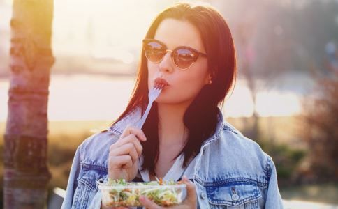 女生半年瘦50斤 一周快速減肥瘦身法 一周快速減肥法