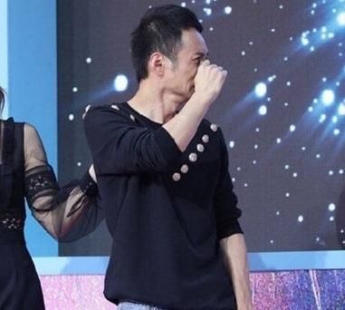 何炅海濤吳昕為李維嘉慶生，揭秘李維嘉暴瘦的原因