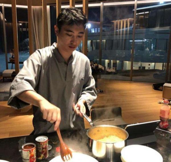 王健林資產(chǎn)縮水80％ 王思聰憑啥還炸毛？憑100000套房