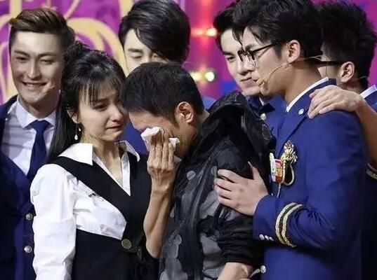 維嘉脖子上紅點是怎么回事 維嘉暴瘦原因令人心疼 