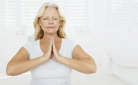 瑜伽怎么減肥 練什么瑜伽可以減肥 瑜伽的減肥方法有哪些