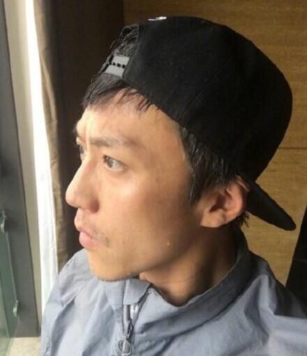 鄧超15天暴瘦10斤瘦成錐子臉 鄧超為什么暴瘦原因揭秘