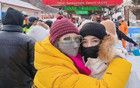 港姐蔡少芬攜老公孩子打卡哈爾濱，一家五口同框亮相溫馨又幸福