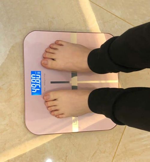 瘦了晒体重的搞笑说说(精选29句)