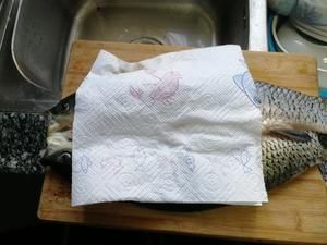 家常烤鱼（无烤箱）的做法 步骤2
