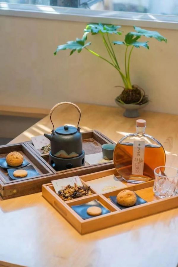“中藥奶茶”火了，年輕人養(yǎng)生有“新招”
