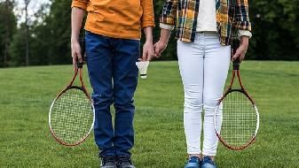 马甲线怎么练出来 健身教练亲自示范