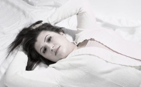 女人擁有馬甲線的方法有哪些 怎么才能練出馬甲線 練出馬甲線的方法