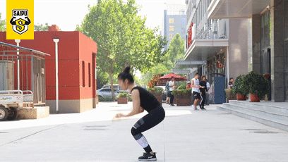 國外最火瘋狂減脂動作，練一周暴瘦3斤！
