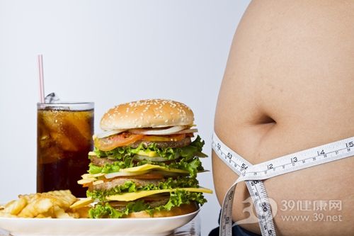 男 肥胖 減肥 快餐 漢堡 薯?xiàng)l 可樂 腰圍 肚子_14319636_xxl