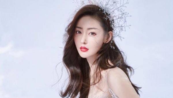 張?zhí)鞇蹫槭裁匆哪挲g 張?zhí)鞇垡恢备哪挲g是什么原因什么梗