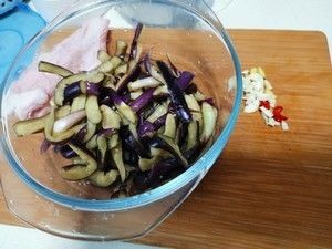 肉沫茄子(不油炸少油吃出油炸感)的做法步骤 第1步