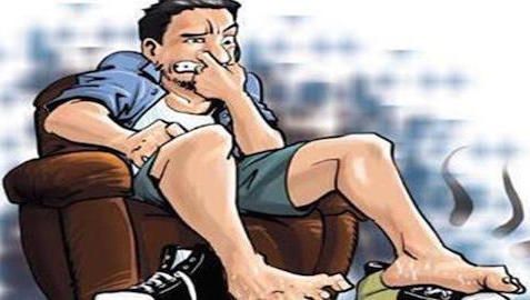 男生手腳冰涼出汗是怎么回事
